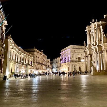 Elegante Appartamento In Palazzo Storico Ortigia Syracuse Exterior foto