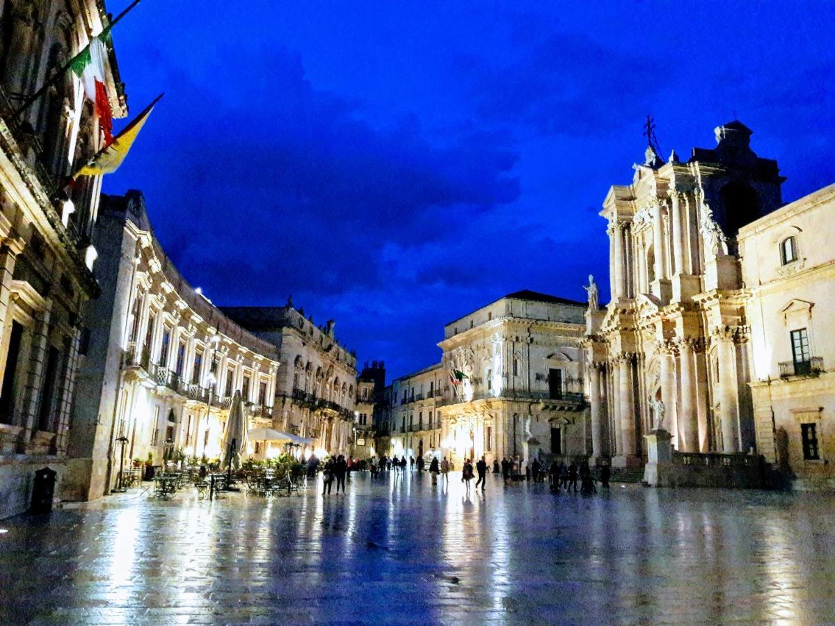 Elegante Appartamento In Palazzo Storico Ortigia Syracuse Exterior foto
