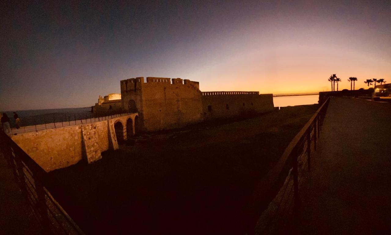 Elegante Appartamento In Palazzo Storico Ortigia Syracuse Exterior foto