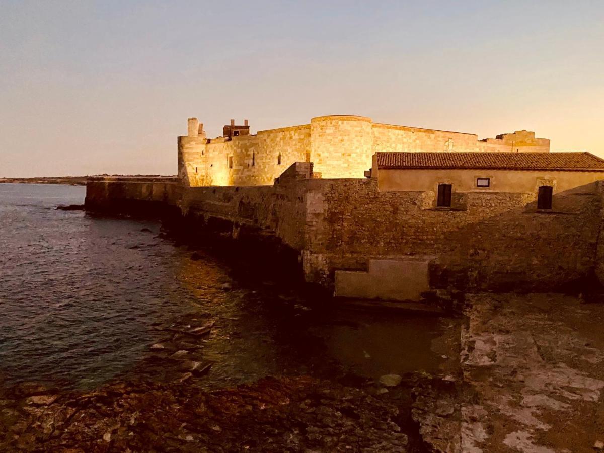 Elegante Appartamento In Palazzo Storico Ortigia Syracuse Exterior foto