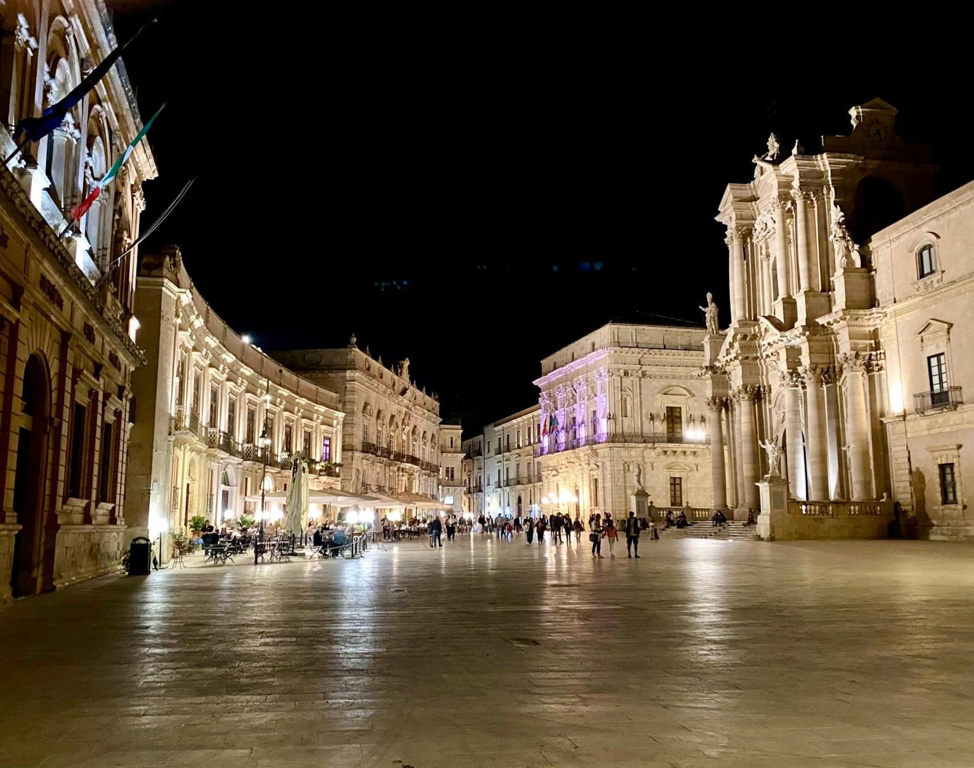 Elegante Appartamento In Palazzo Storico Ortigia Syracuse Exterior foto