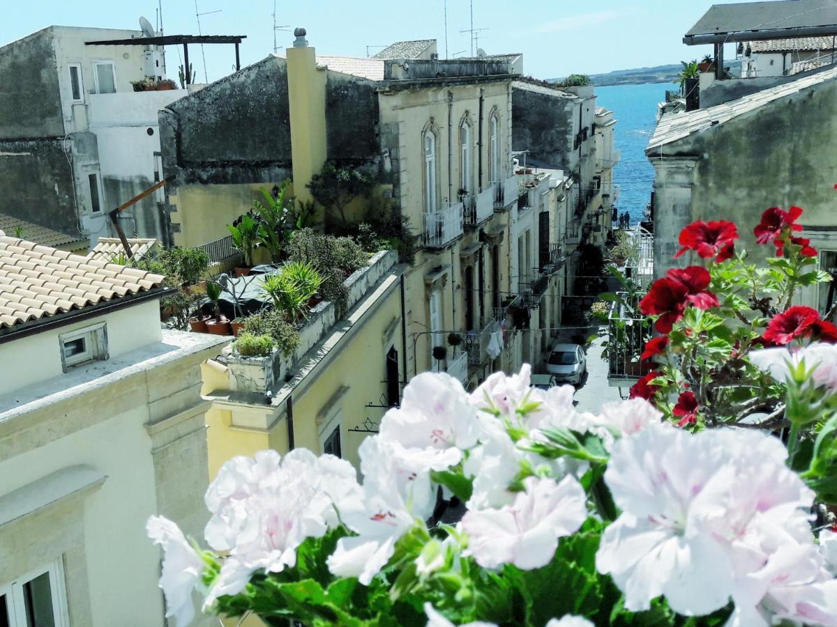 Elegante Appartamento In Palazzo Storico Ortigia Syracuse Exterior foto